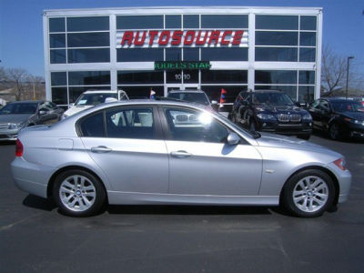 2006 BMW 325  xi