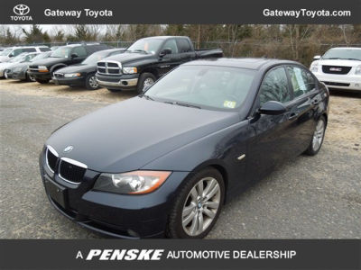 2006 BMW 325  i