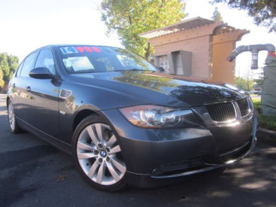 2006 BMW 325  i
