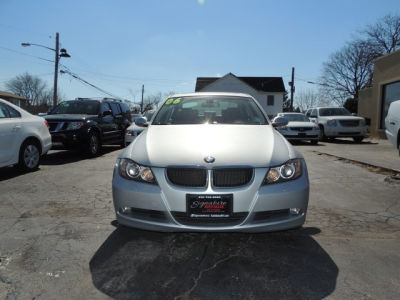 2006 BMW 325  xi