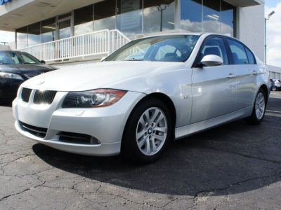 2006 BMW 325  i