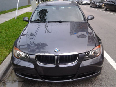 2006 BMW 325  i