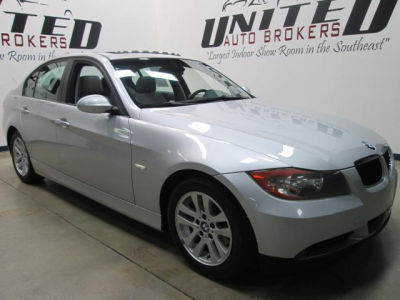 2006 BMW 325  i