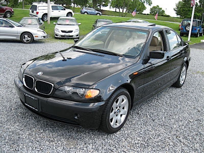 2003 BMW 325  i