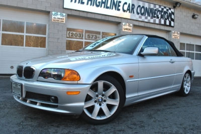 2001 BMW 325  Ci