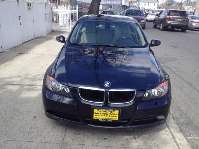 2006 BMW 325  xi