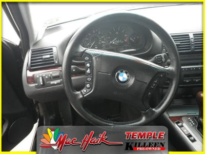 2005 BMW 325  i