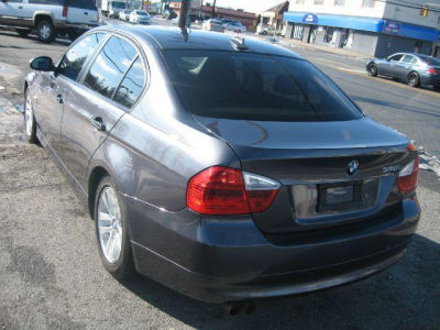 2006 BMW 325  i