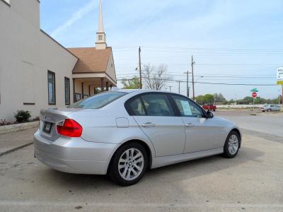 2006 BMW 325  i