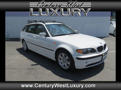 2003 BMW 325  iT