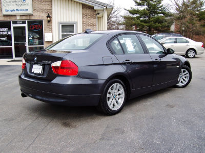 2006 BMW 325  xi