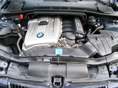 2006 BMW 325  i