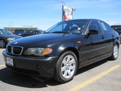 2004 BMW 325  i