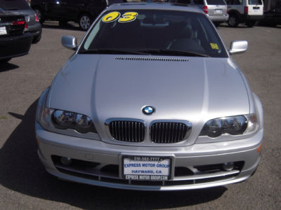 2003 BMW 325  Ci
