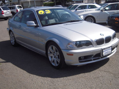 2003 BMW 325  Ci