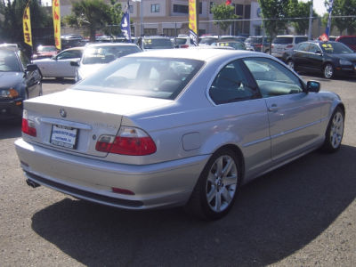 2003 BMW 325  Ci