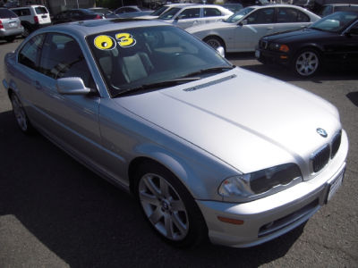 2003 BMW 325  Ci