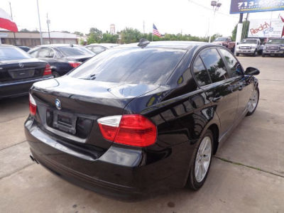 2006 BMW 325  i