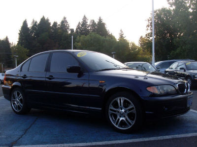 2004 BMW 325  i