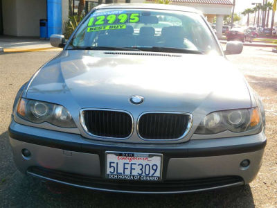 2005 BMW 325  i