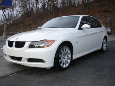 2006 BMW 325  xi