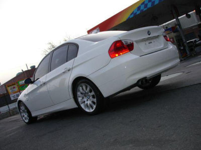 2006 BMW 325  xi