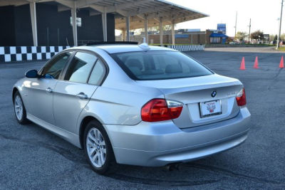 2006 BMW 325  i