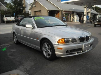 2002 BMW 325  Ci