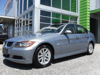 2006 BMW 325  xi