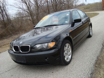 2005 BMW 325  i