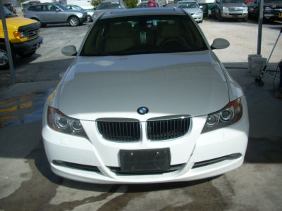 2006 BMW 325  xi