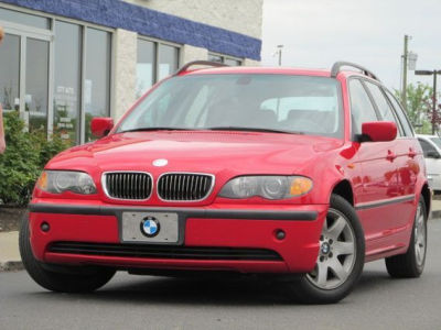 2003 BMW 325  xiT