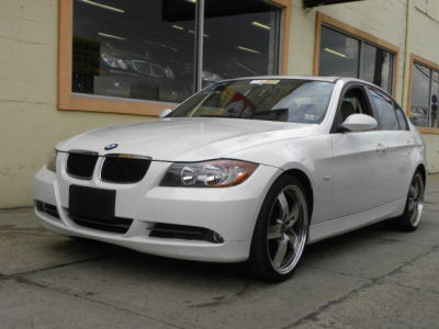 2006 BMW 325  i