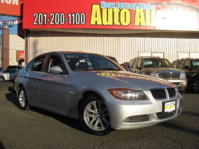 2006 BMW 325  xi