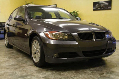 2006 BMW 325  xi