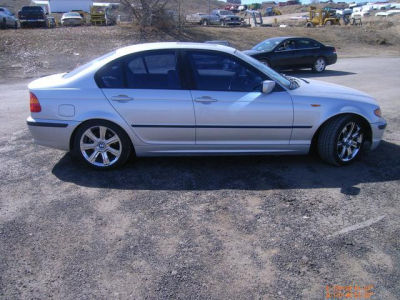 2003 BMW 325  i