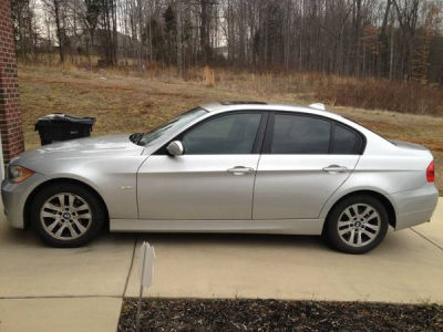 2006 BMW 325  i