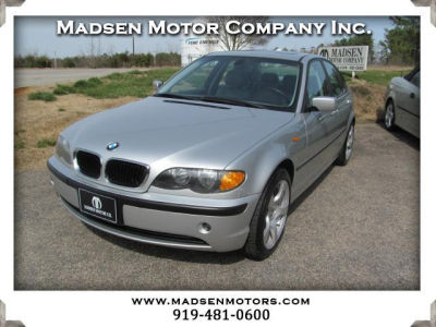 2005 BMW 325  i