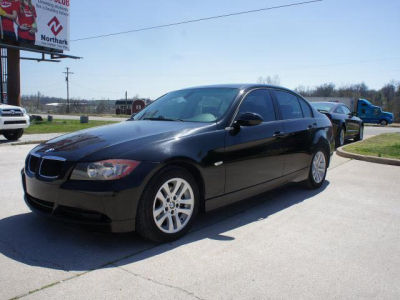 2006 BMW 325  i