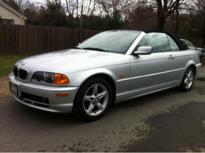 2002 BMW 325  Ci