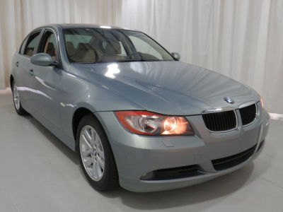 2006 BMW 325  xi