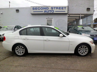 2006 BMW 325  i