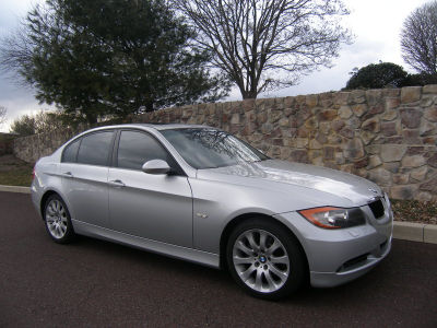 2006 BMW 325  xi