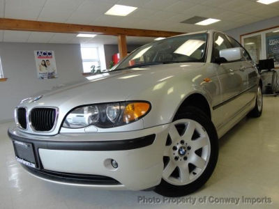 2005 BMW 325  xi