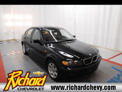 2005 BMW 325  xi