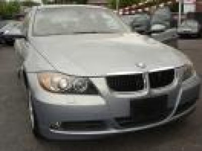 2006 BMW 325  xi