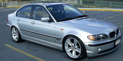 2005 BMW 325  i