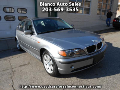 2003 BMW 325  xi