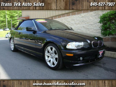 2003 BMW 325  Ci