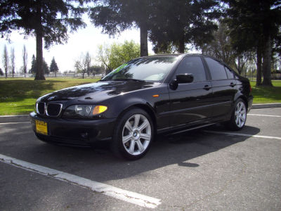 2003 BMW 325  i